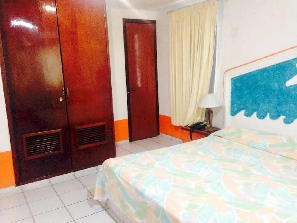 Hotel Plaza Carrillo'S Cancún